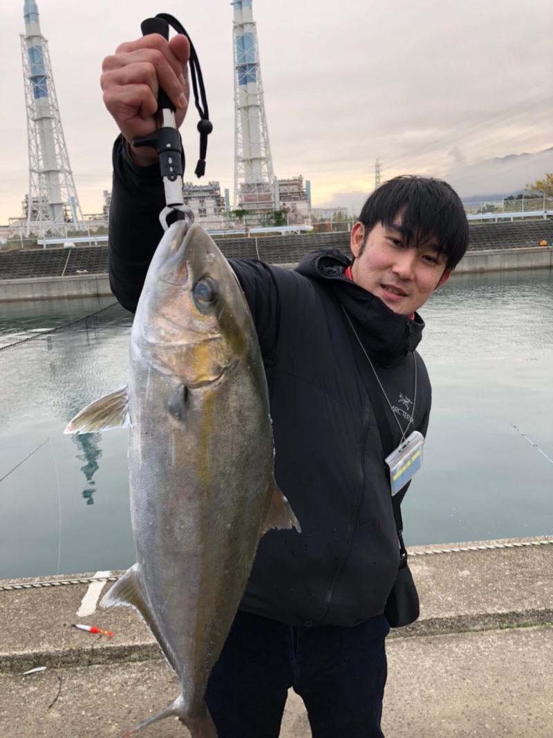 海洋釣堀に!!