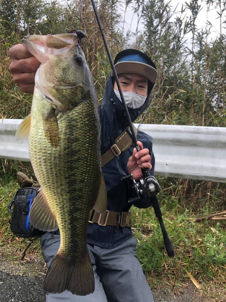 恵みの雨!?野池バス釣行