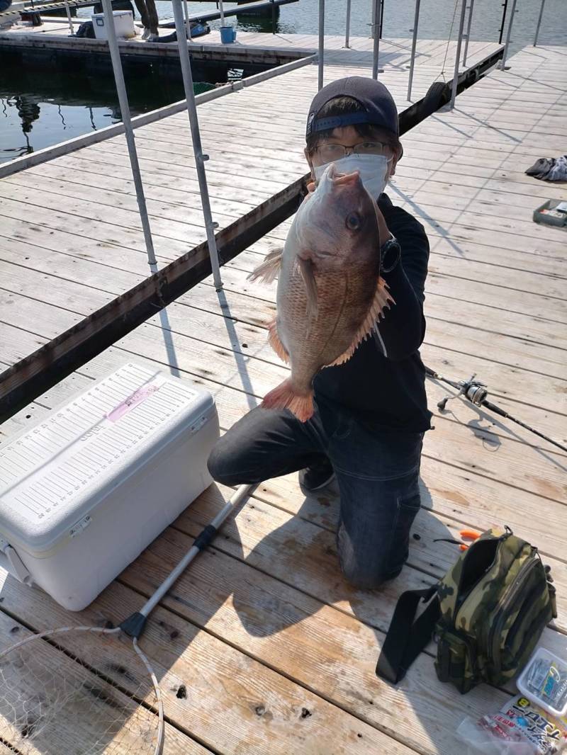 海上釣堀行ってきましたー