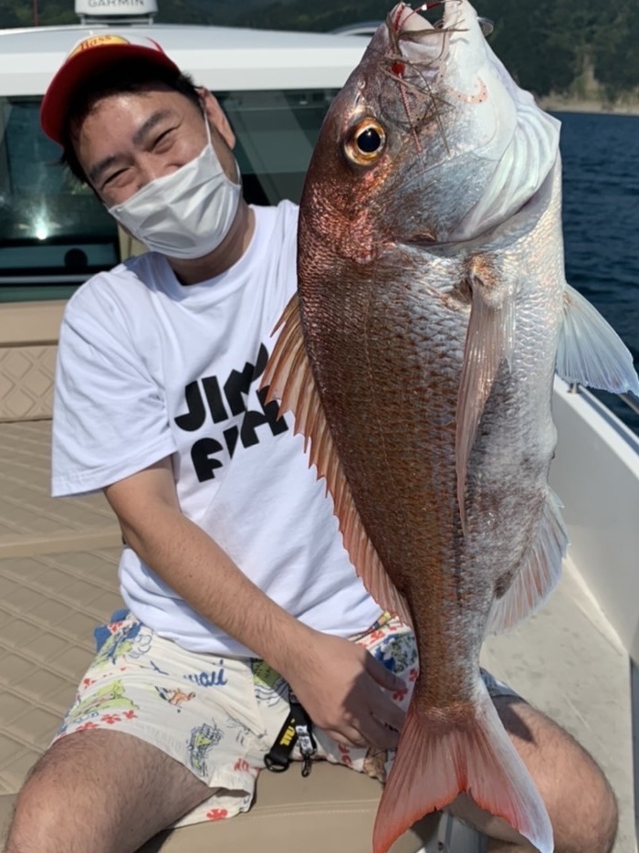 淡路島観光ホテルチャーター船で鯛ラバ五目♪