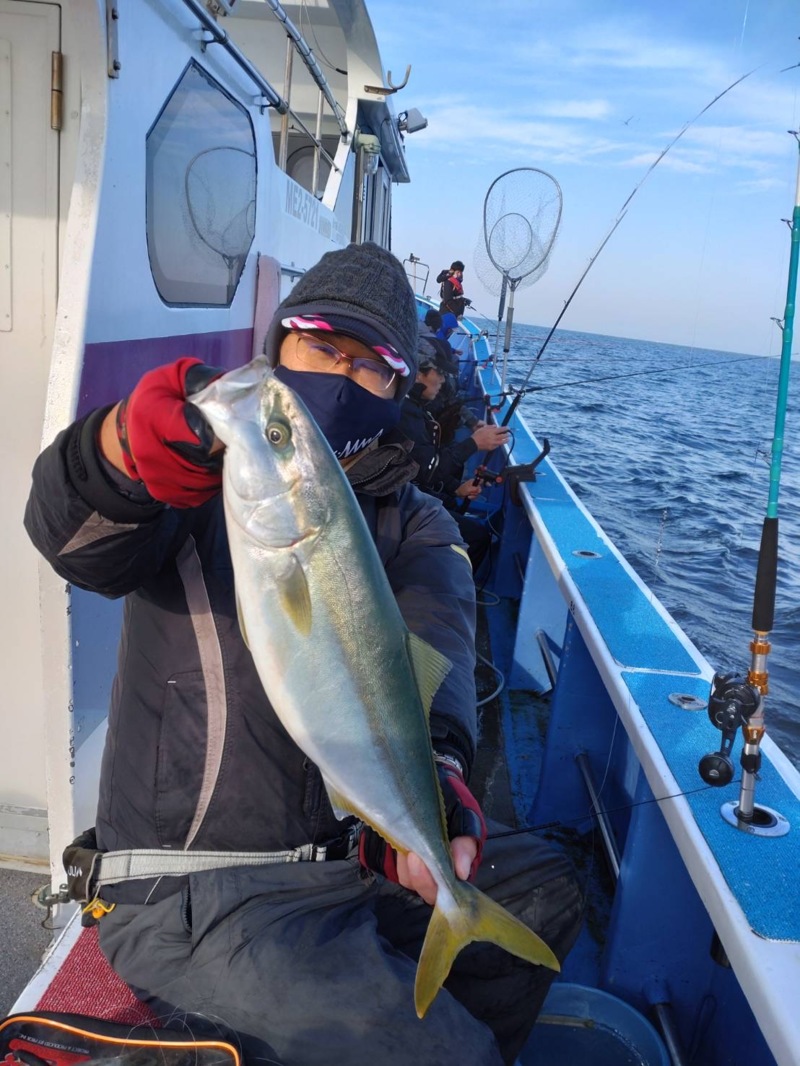 鳥羽沖ひらめ青物のませ釣り!