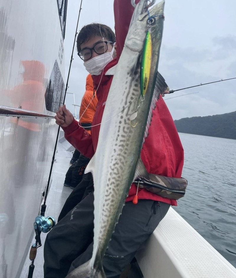 日本海で牙モノジギング!!