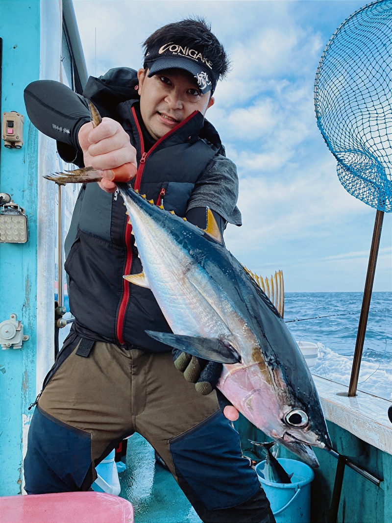 絶好調!和歌山波浪ブイカツオ