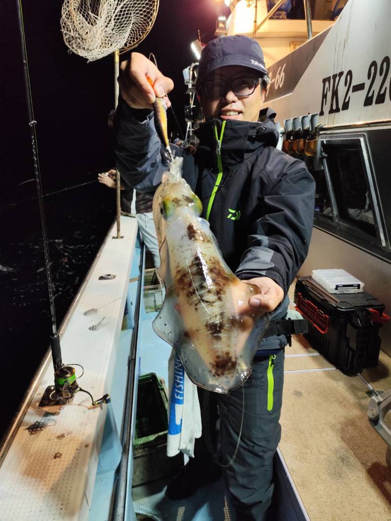 福井県小浜 『海生丸』ナイトティップランでアオリイカ釣果