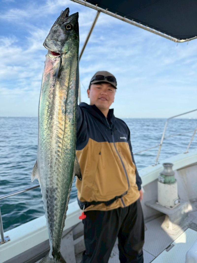 明石沖のジギング船「マイスタイル」でサワラ・ハマチ釣果