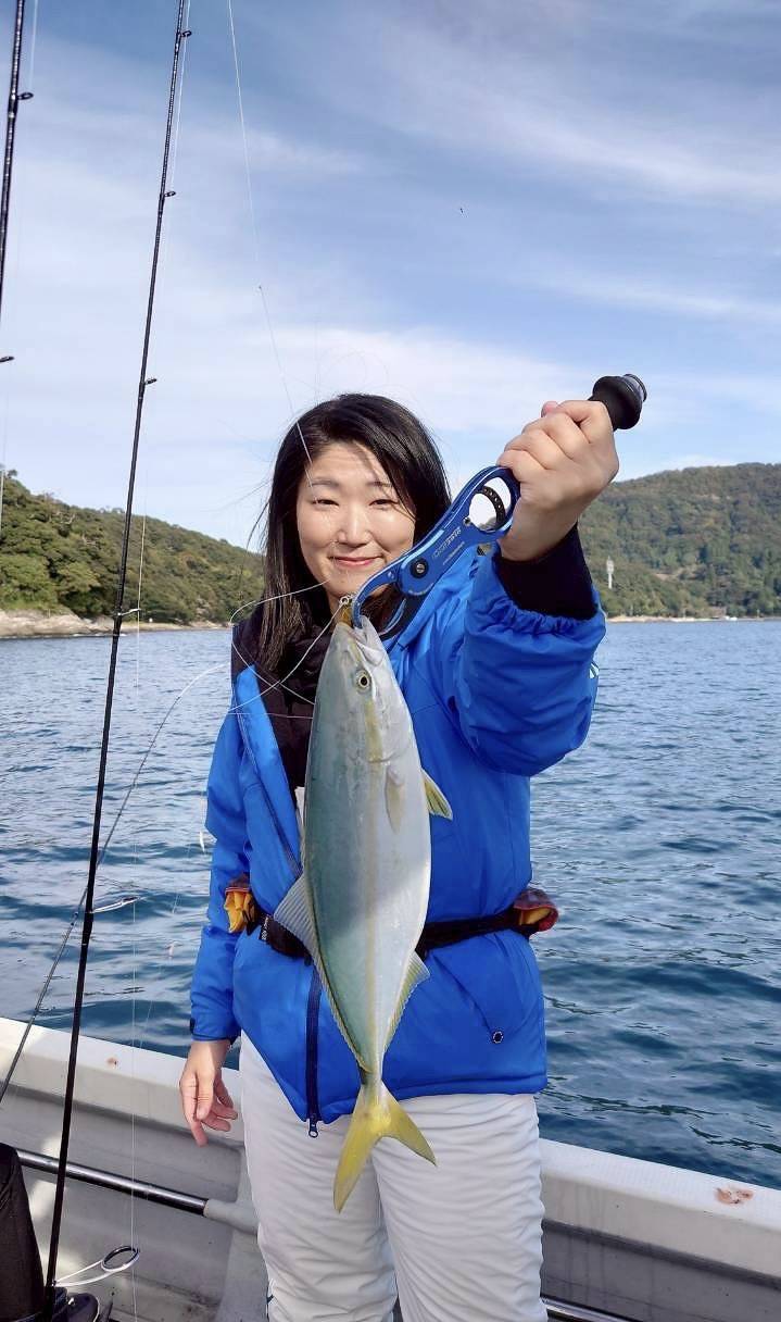 京都伊根の船宿【鍵屋】さんでエサとルアーで五目釣果