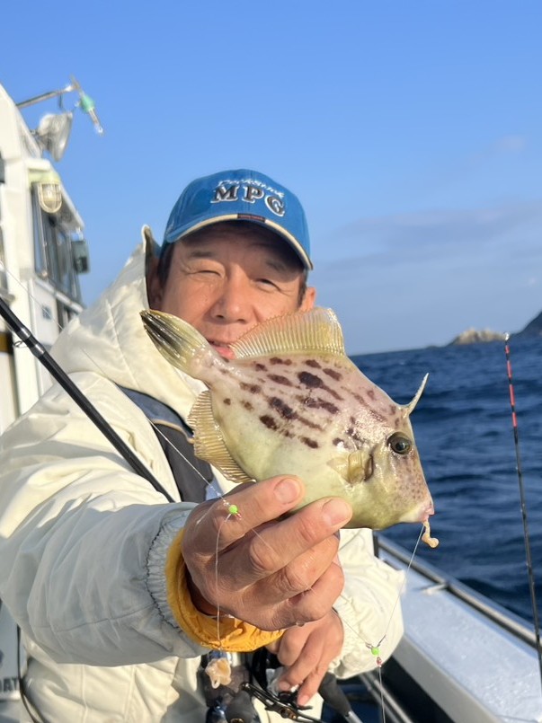 和歌山県日高町の釣船『岬丸』でカワハギ釣果