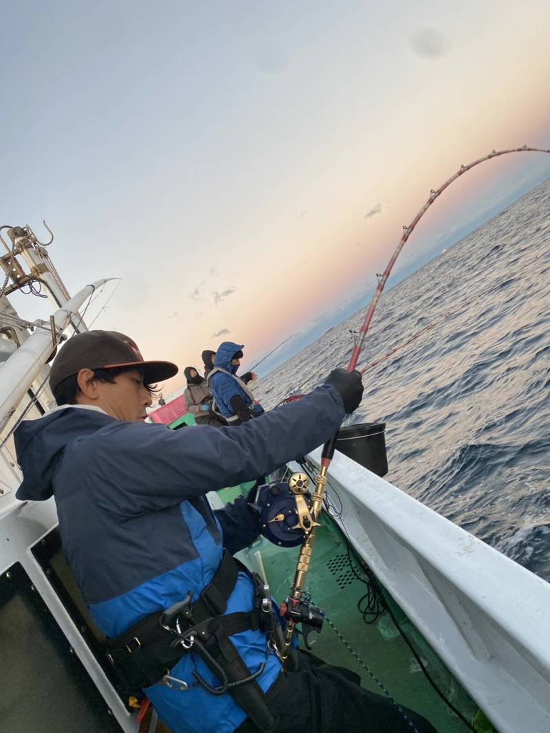 フィッシング隼でキハダフカセ