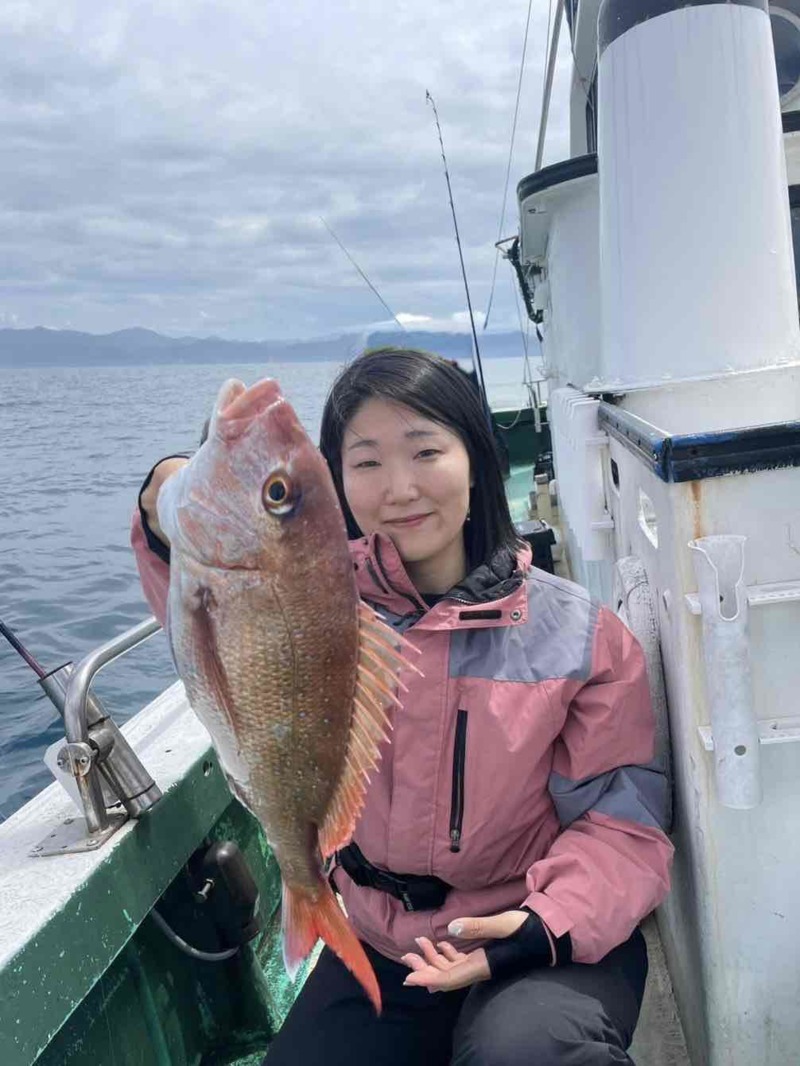 兵庫県浜坂港「笑福丸」ディープタイラバで鯛釣果
