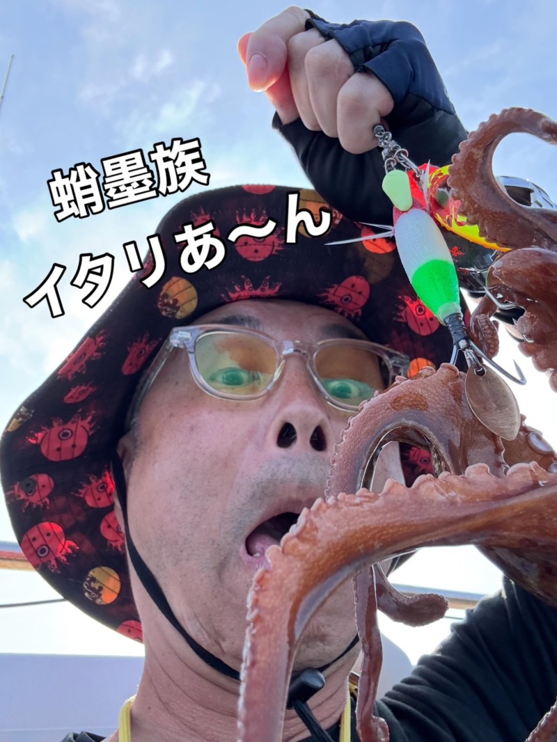 兵庫県淡路島沖で「栄真丸」のタコ釣果