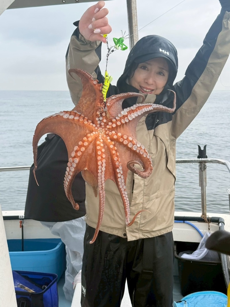 兵庫県明石市「明石恵比寿丸」タコの釣果