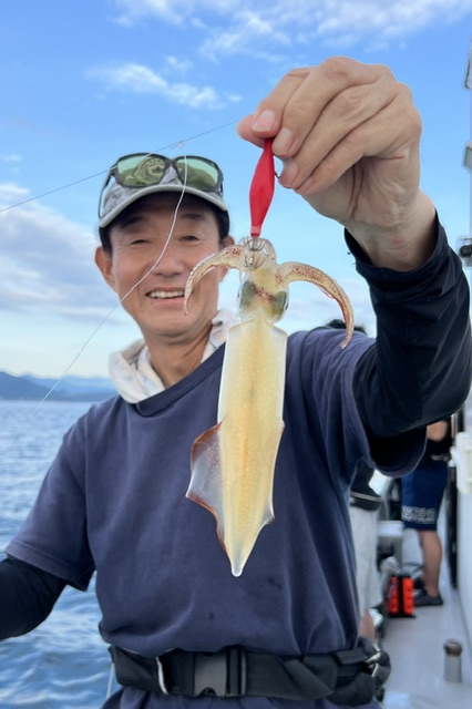 京丹後浅茂川沖「和丸」でイカメタルのケンサキイカ釣果