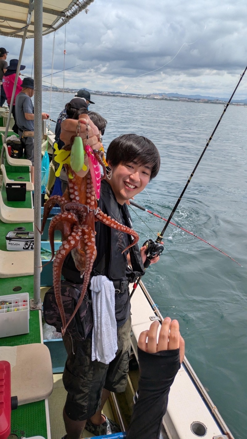 兵庫県明石【丸松乗合船】で船タコ釣果