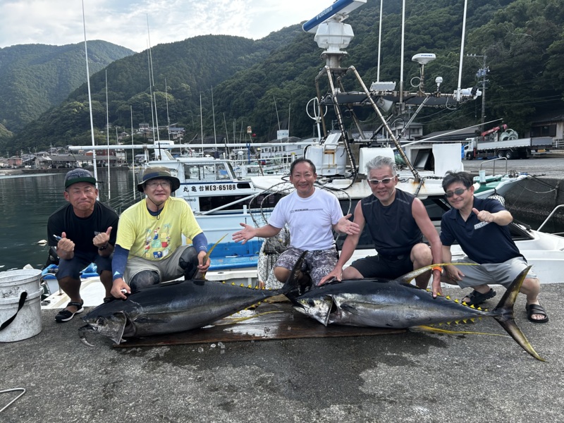 三重県志摩沖【スプラッシュ】キャスティングのキハダマグロ釣果