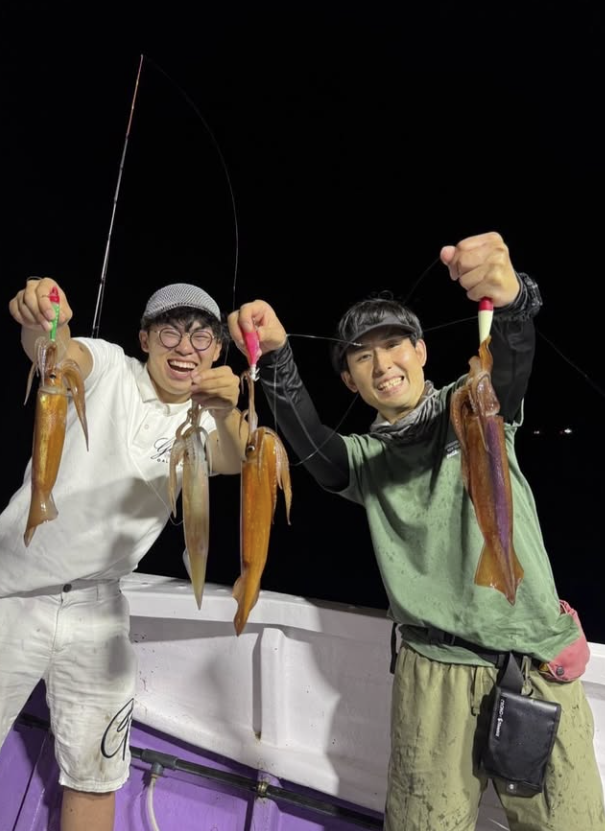 和歌山県田辺市「海凰丸」イカメタルで スルメイカ釣果