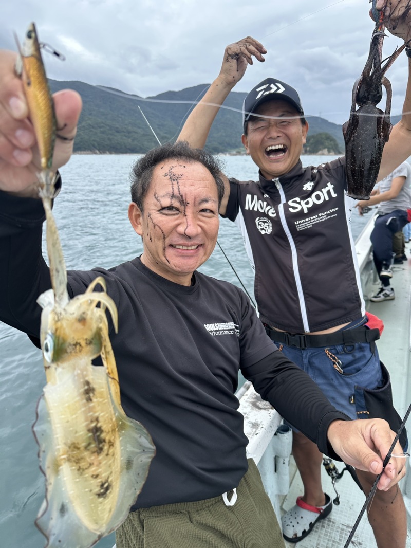 京都府舞鶴「老嶋丸」ティップランのアオリイカ釣果