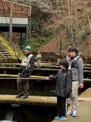 フィッシングエイト京都伏見が福井で海上釣堀体験会